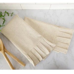 NWT Ruffle Tea Towels, Set of 2